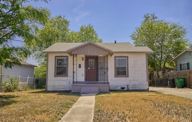 2346 Burnet St.