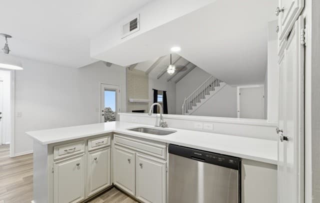 6106  Vance Jackson Rd Unit 1, San Antonio, TX 78230 — photo 10