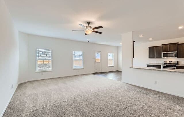 3961  Prairie Crk, New Braunfels, TX 78132 — photo 4
