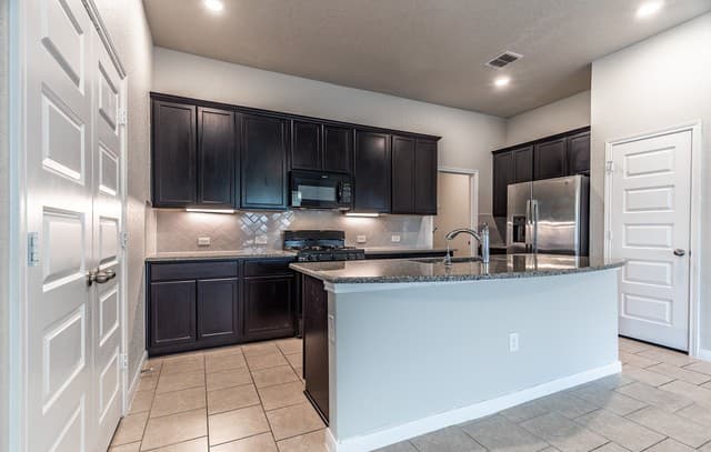 12425  Belfort Pt, Schertz, TX 78154 — photo 13