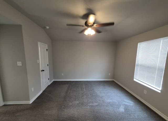 6311  Luglio Lane Unit 101, San Antonio, TX 78233 — photo 12