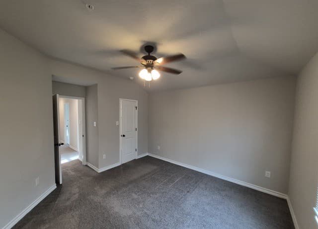 6311  Luglio Lane Unit 101, San Antonio, TX 78233 — photo 14