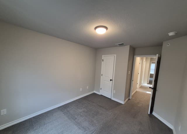 6311  Luglio Lane Unit 101, San Antonio, TX 78233 — photo 23