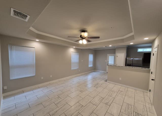 6311  Luglio Lane Unit 101, San Antonio, TX 78233 — photo 3