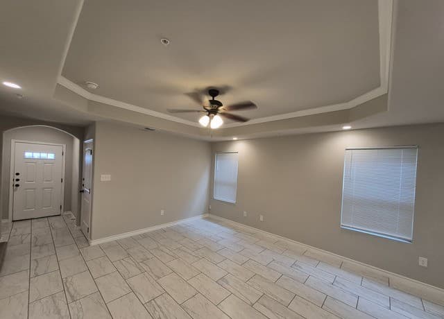 6311  Luglio Lane Unit 101, San Antonio, TX 78233 — photo 4