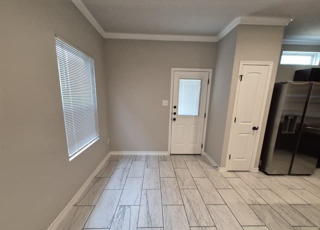 6311  Luglio Lane Unit 101, San Antonio, TX 78233 — photo 6