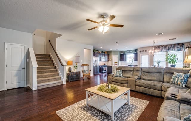 14535  Running Wolf, San Antonio, TX 78245 — photo 5