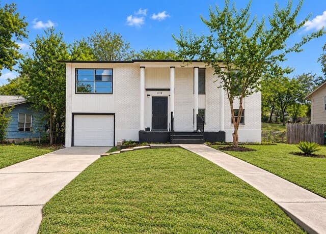 3318 Bob Billa St