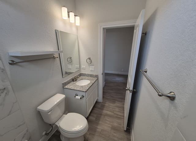 11612  Hollering Pass, Schertz, TX 78154 — photo 12