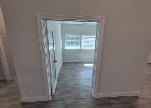 11612  Hollering Pass, Schertz, TX 78154 — photo 13