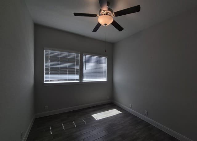 11612  Hollering Pass, Schertz, TX 78154 — photo 15