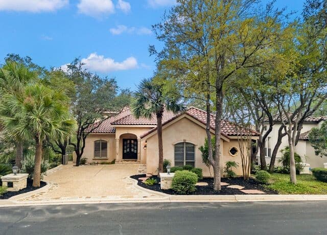 31 Stratton Lane