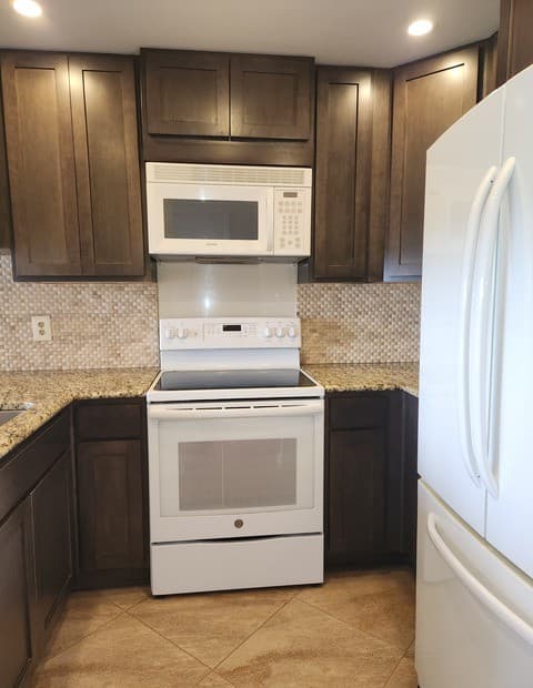 7701  Wurzbach Rd Unit 1407, San Antonio, TX 78229 — photo 22