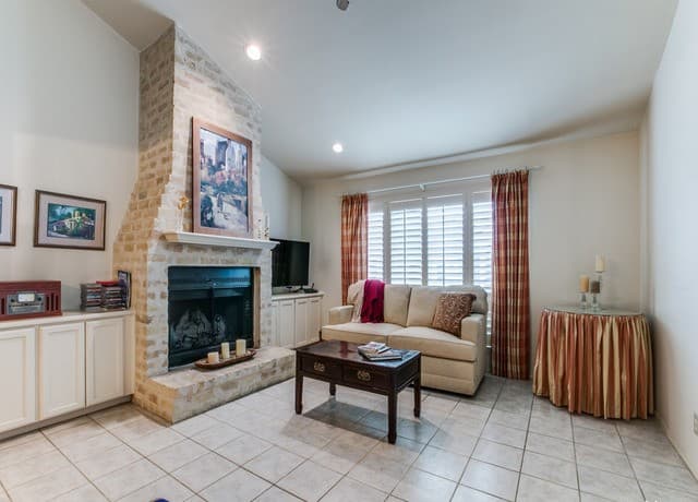 178  Oakwell Farms Pkwy, San Antonio, TX 78218 — photo 10