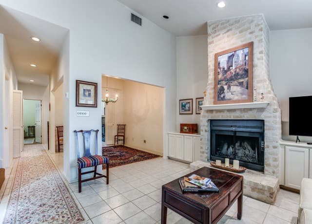 178  Oakwell Farms Pkwy, San Antonio, TX 78218 — photo 11