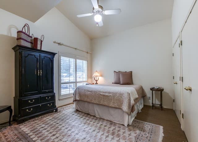 178  Oakwell Farms Pkwy, San Antonio, TX 78218 — photo 16