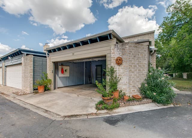 178  Oakwell Farms Pkwy, San Antonio, TX 78218 — photo 25
