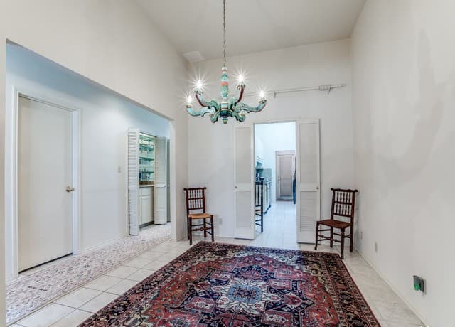 178  Oakwell Farms Pkwy, San Antonio, TX 78218 — photo 5