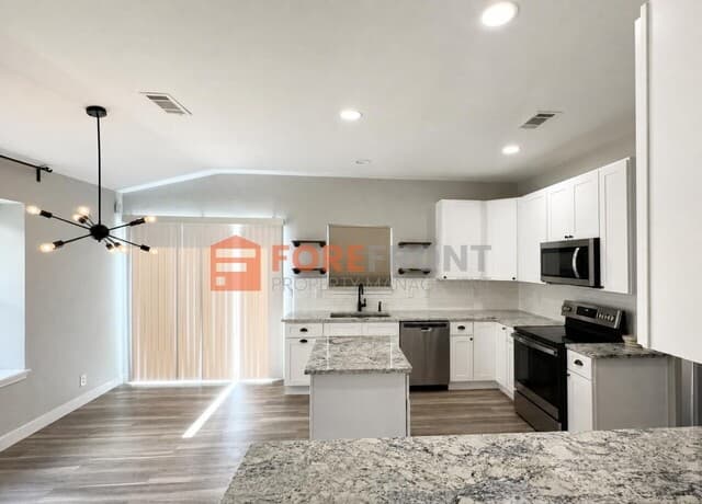 1310  Bobcat Pass, San Antonio, TX 78251 — photo 13