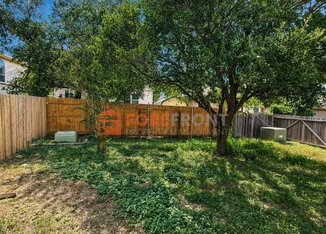 1310  Bobcat Pass, San Antonio, TX 78251 — photo 3