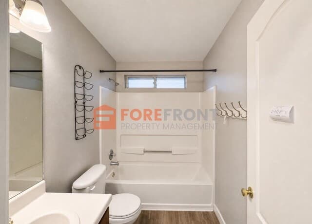 1310  Bobcat Pass, San Antonio, TX 78251 — photo 4