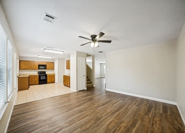 12811  Capri, San Antonio, TX 78253 — photo 4