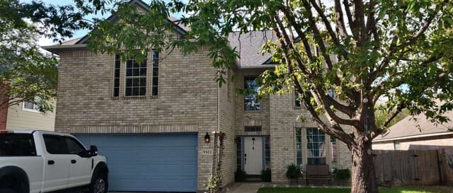9322 Camino Venado