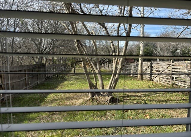 5027  Anacacho St, San Antonio, TX 78217 — photo 7