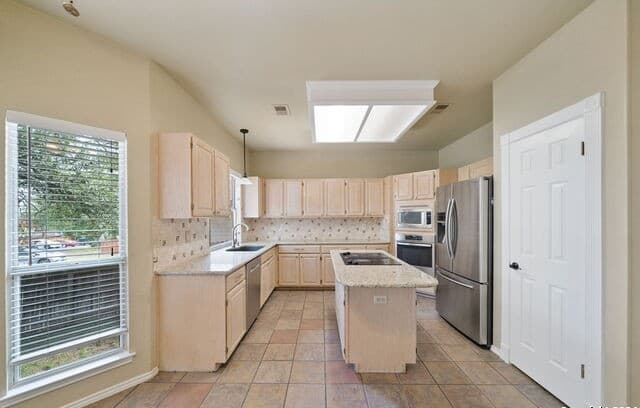 711  Arch Stone, San Antonio, TX 78258 — photo 12
