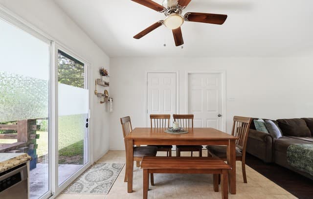 6707  Pear Tree, San Antonio, TX 78218 — photo 10