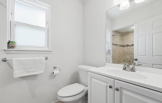 6707  Pear Tree, San Antonio, TX 78218 — photo 21