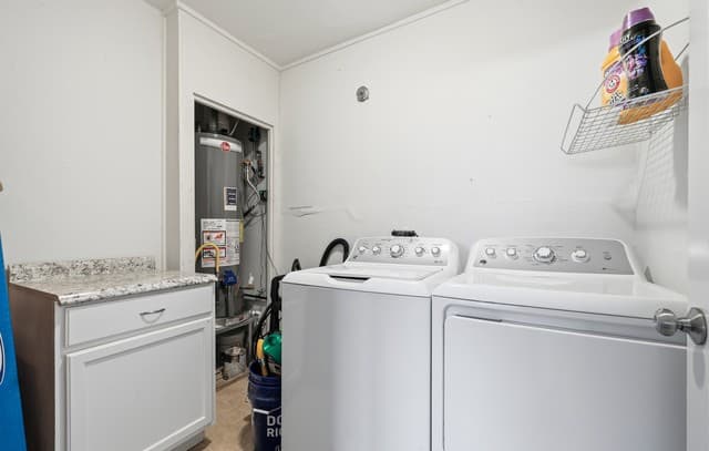 6707  Pear Tree, San Antonio, TX 78218 — photo 24