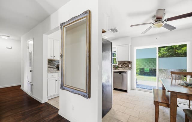 6707  Pear Tree, San Antonio, TX 78218 — photo 9