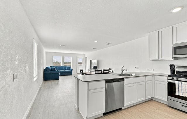 10723  Vesta Curv, San Antonio, TX 78224 — photo 14
