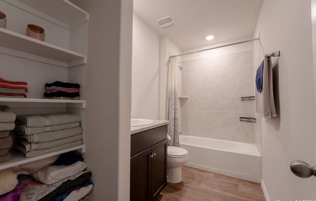 129  Legendary Trail Loop, Floresville, TX 78114 — photo 12