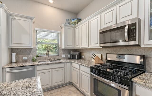 27146  Smokey Chase, Boerne, TX 78015 — photo 8
