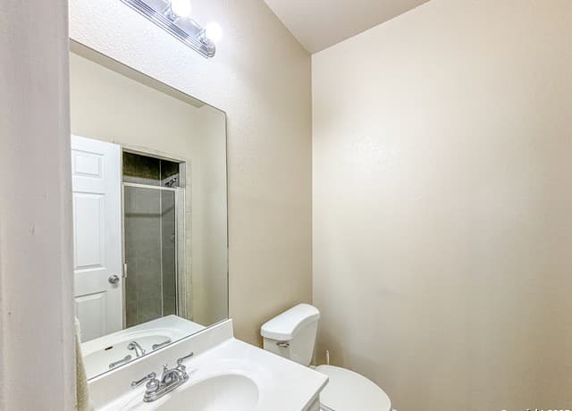 129  Chapel Hill Circle Unit 129, San Antonio, TX 78240 — photo 11