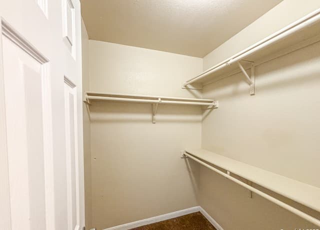 129  Chapel Hill Circle Unit 129, San Antonio, TX 78240 — photo 15