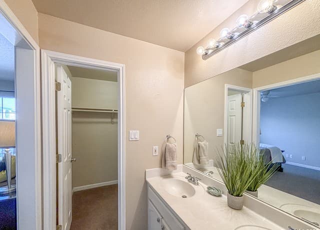 129  Chapel Hill Circle Unit 129, San Antonio, TX 78240 — photo 16