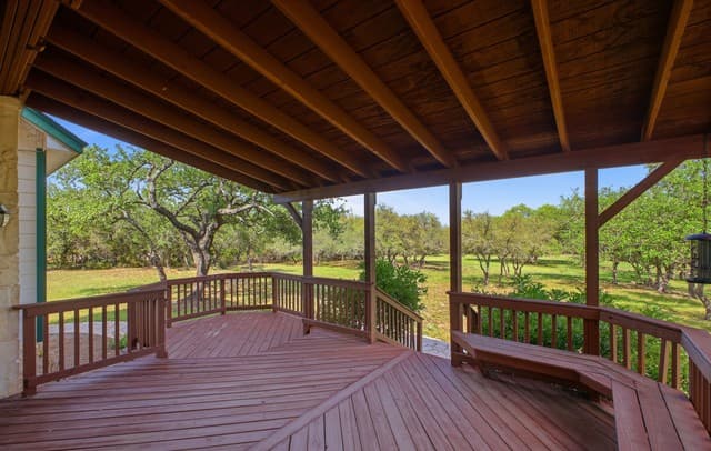 148 N Stallion Estates Dr, Spring Branch, TX 78070 — photo 3