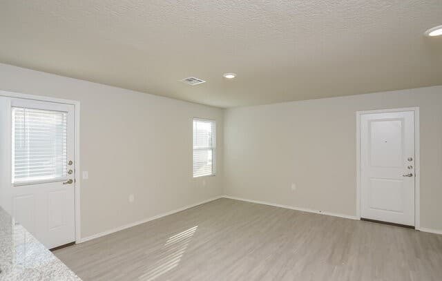 13115  Ashworth Blvd, San Antonio, TX 78221 — photo 6