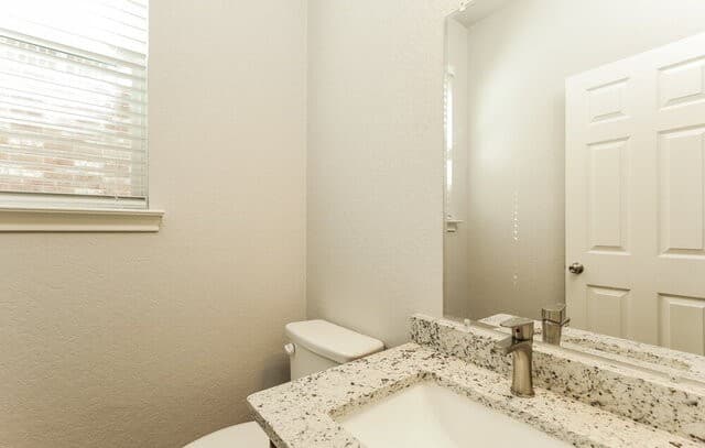 6319  Tulia Way, San Antonio, TX 78253 — photo 10