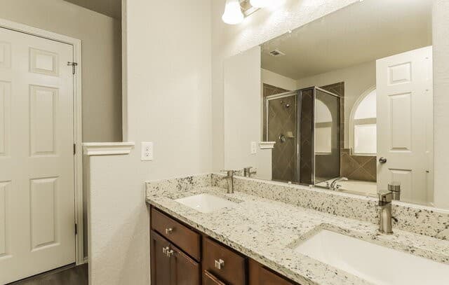 6319  Tulia Way, San Antonio, TX 78253 — photo 12