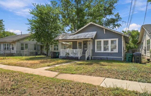 1114 Gibbs St