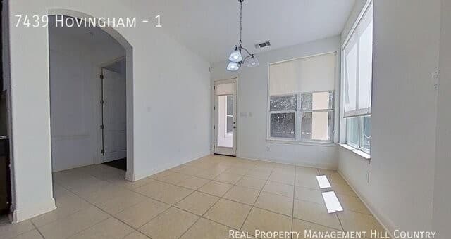 7439  Hovingham, San Antonio, TX 78257 — photo 11