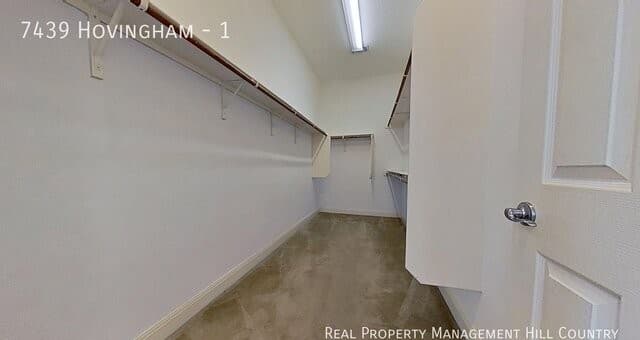 7439  Hovingham, San Antonio, TX 78257 — photo 14