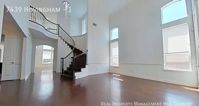 7439  Hovingham, San Antonio, TX 78257 — photo 4