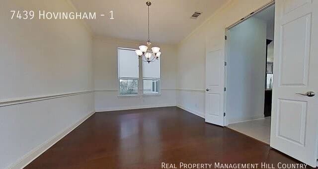 7439  Hovingham, San Antonio, TX 78257 — photo 8