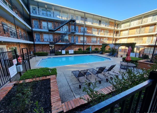 8401 N New Braunfels Ave Unit 350, San Antonio, TX 78209 — photo 20