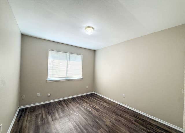 113  Long, New Braunfels, TX 78130 — photo 8